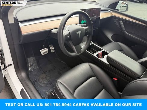 Used 2022 Tesla Model Y Performance image 30