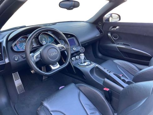 Used 2012 Audi R8 V10 image 7