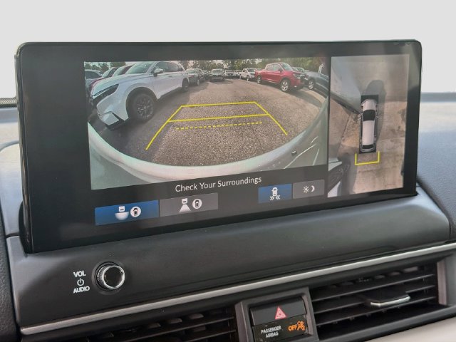 New 2026 Honda Pilot Touring image 13