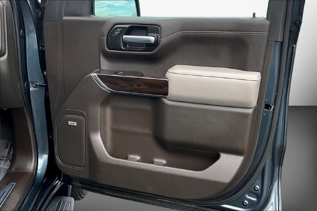 Used 2020 GMC Sierra 1500 SLT w/ SLT Premium Plus Package AWD/4WD image 18