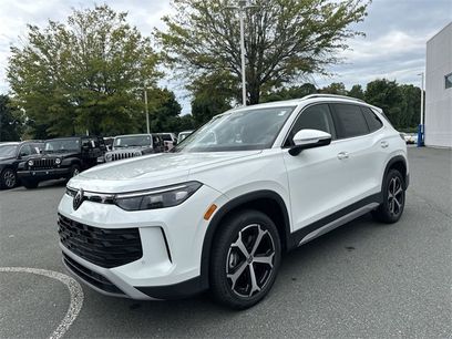 New 2025 Volkswagen Tiguan SE