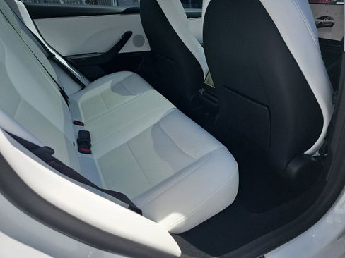 Used 2024 Tesla Model 3 Long Range RWD image 12