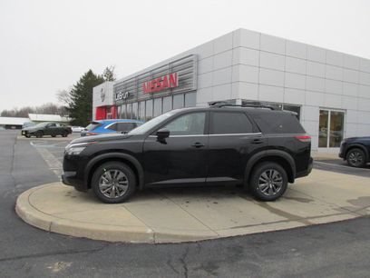 New 2025 Nissan Pathfinder SV