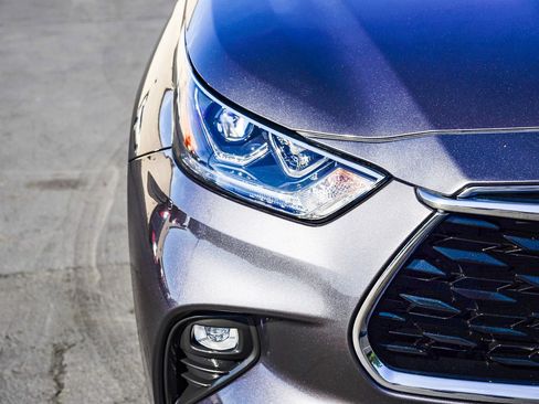 Certified 2022 Toyota Highlander Platinum image 12