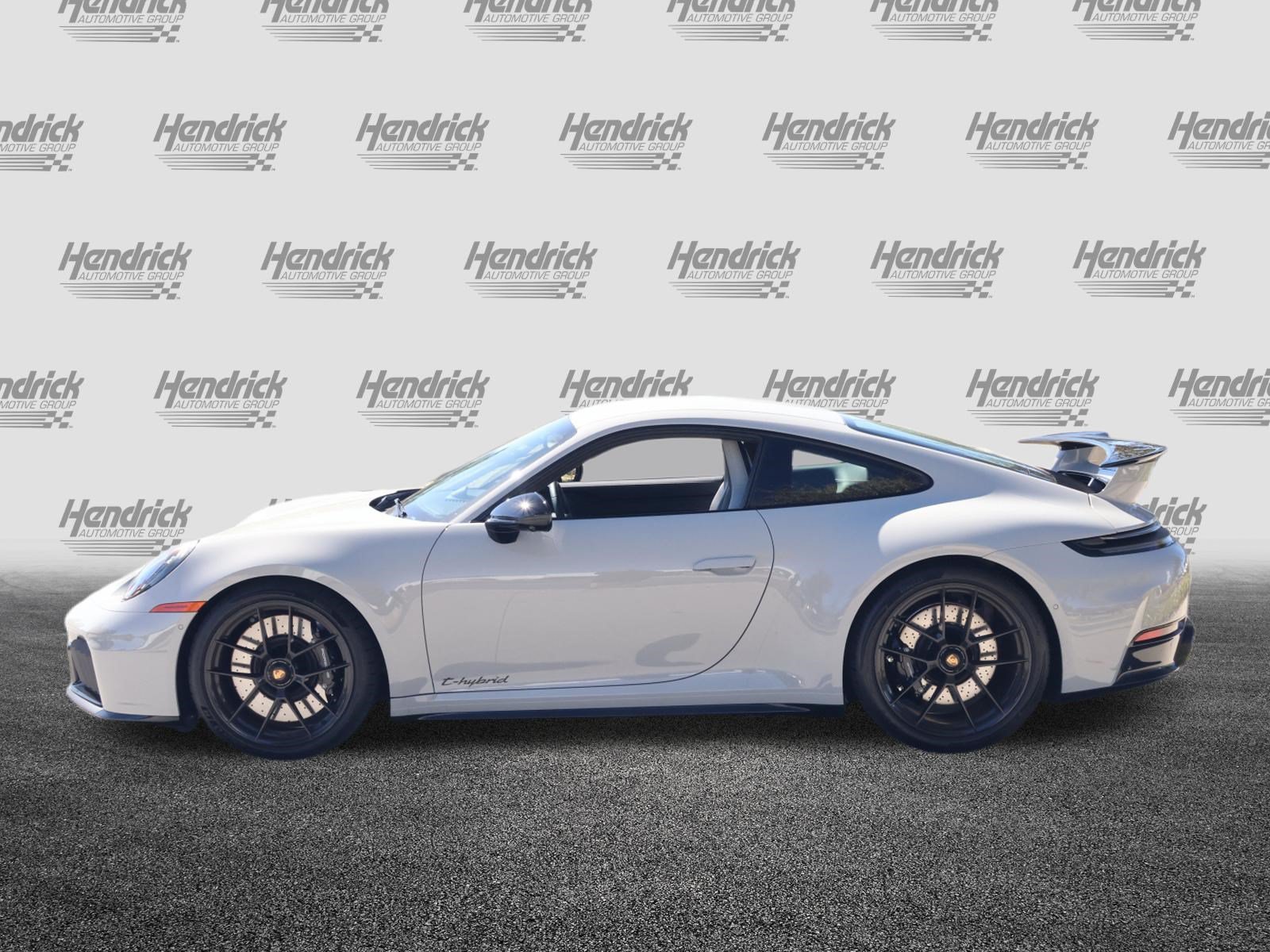 Used 2026 Porsche 911 Carrera 4 GTS AWD/4WD image 6