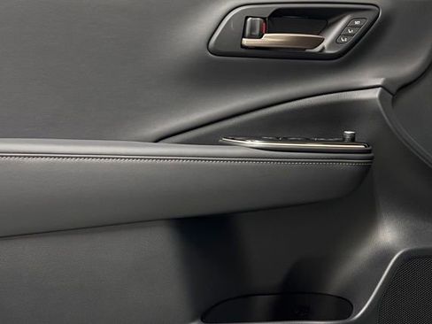 New 2025 Toyota Crown Signia image 41