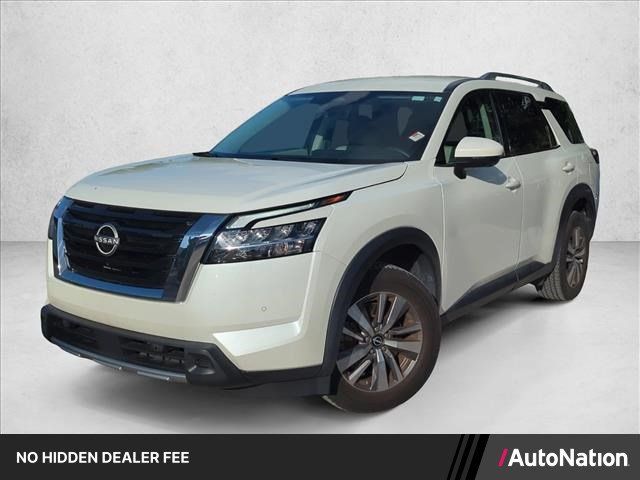 Used 2023 Nissan Pathfinder SL AWD/4WD image 1