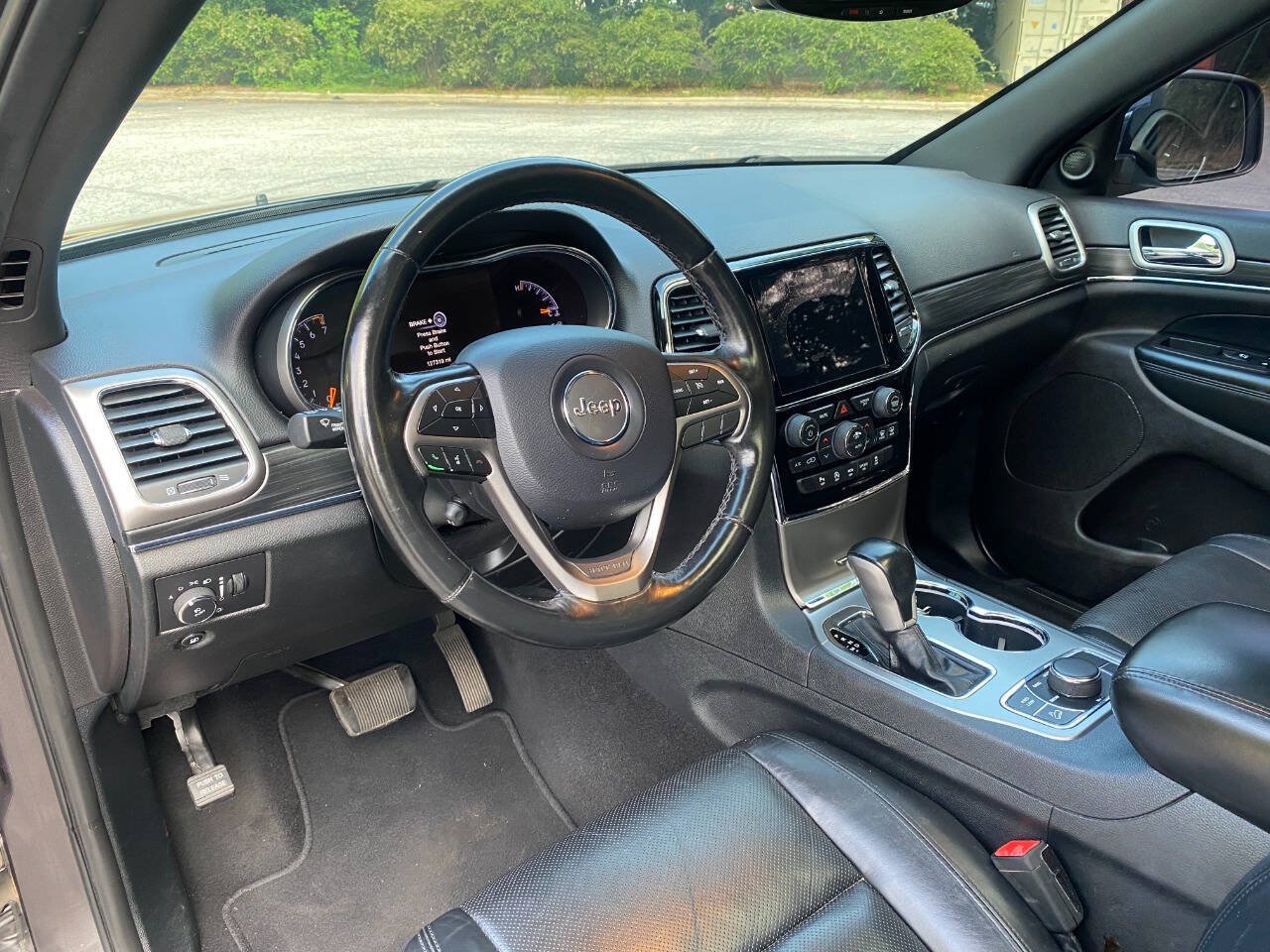 Used 2020 Jeep Grand Cherokee Limited w/ Luxury Group II AWD/4WD image 12