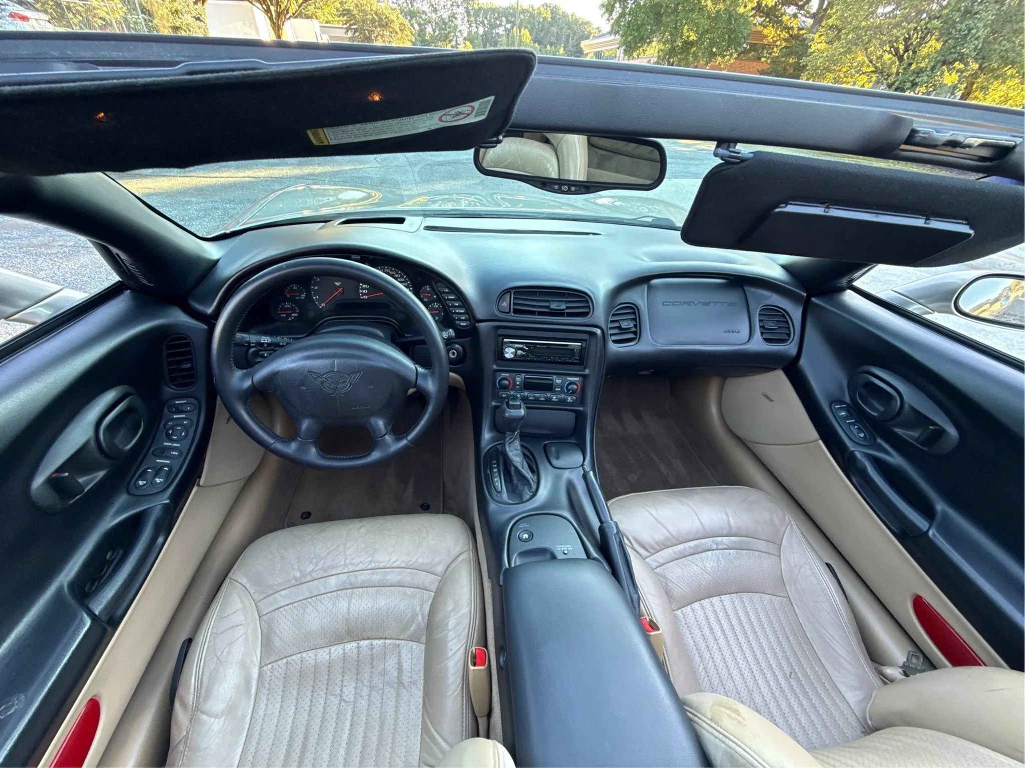 Used 2001 Chevrolet Corvette Coupe w/ Preferred Equipment Group2 RWD image 14