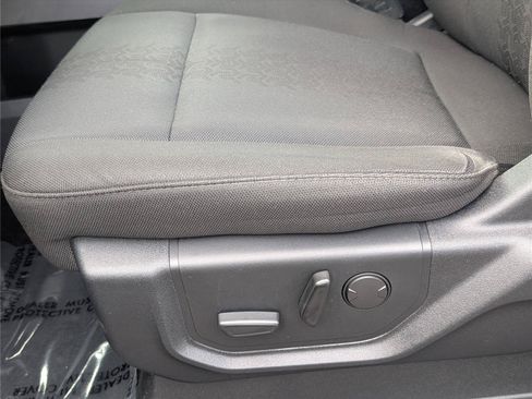 Used 2019 Ford F150 XLT w/ Equipment Group 302A Luxury AWD/4WD image 18