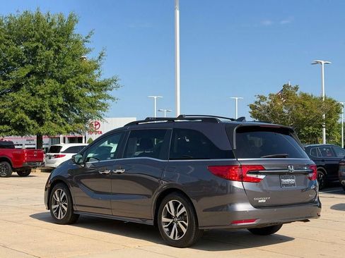 Used 2021 Honda Odyssey Touring image 6