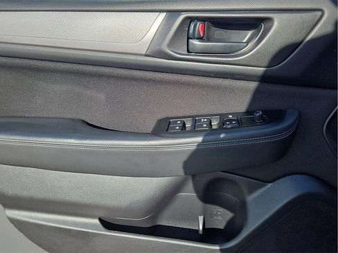 Used 2015 Subaru Legacy 2.5i image 16