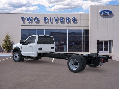 New 2026 Ford F550 2WD Regular Cab Super Duty image 4