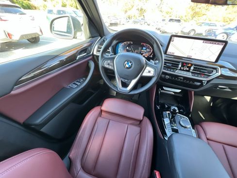 Used 2023 BMW X4 xDrive30i w/ Premium Package image 4