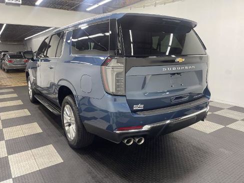 New 2025 Chevrolet Suburban Premier image 2