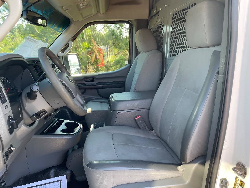 Used 2012 Nissan NV 2500 SV RWD image 8