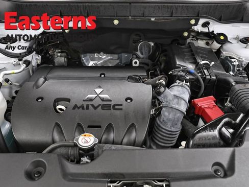 Used 2023 Mitsubishi Outlander Sport ES AWD/4WD image 7