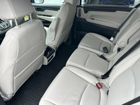 Certified 2026 Honda Odyssey EX-L image 32