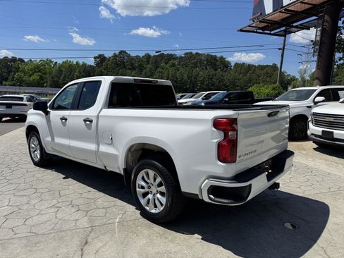 Used 2022 Chevrolet Silverado 1500 Custom RWD image 9
