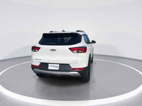 Certified 2025 Chevrolet TrailBlazer LT w/ Convenience Package image 8