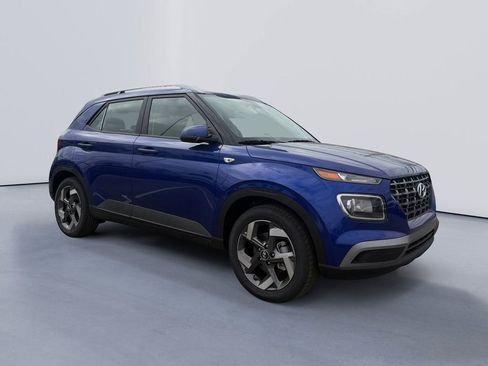 New 2026 Hyundai Venue SEL FWD image 1