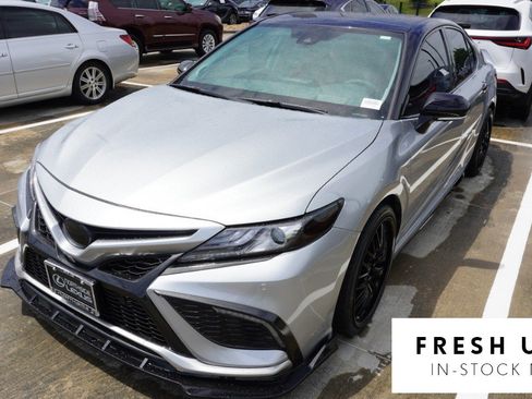 Used 2024 Toyota Camry XSE w/ Navigation Package FWD image 1