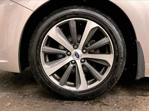 Used 2015 Subaru Legacy 2.5i Limited image 9