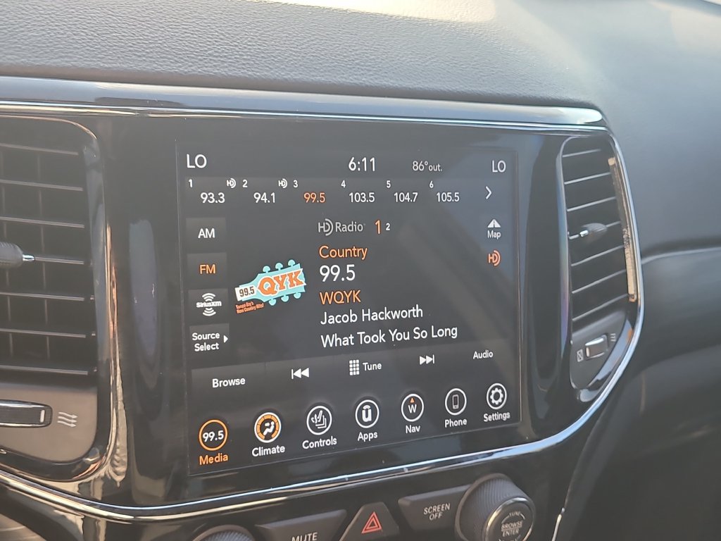 Used 2021 Jeep Grand Cherokee Laredo X RWD image 26