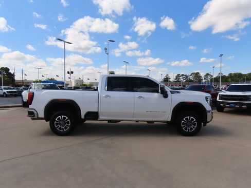Used 2025 GMC Sierra 2500 SLT w/ SLT Convenience Package image 10