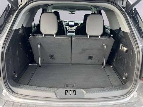 Used 2023 Ford Explorer XLT w/ Equipment Group 202A image 15