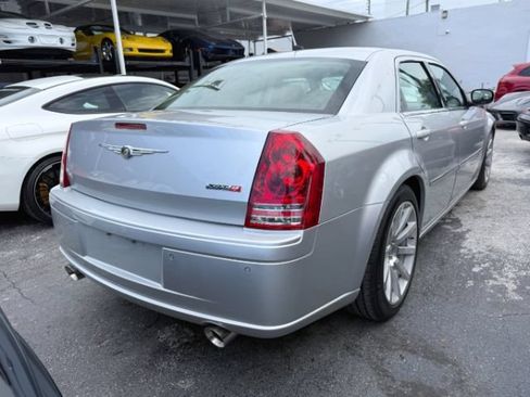 Used 2008 Chrysler 300 SRT8 w/ SRT Option Group II RWD image 3