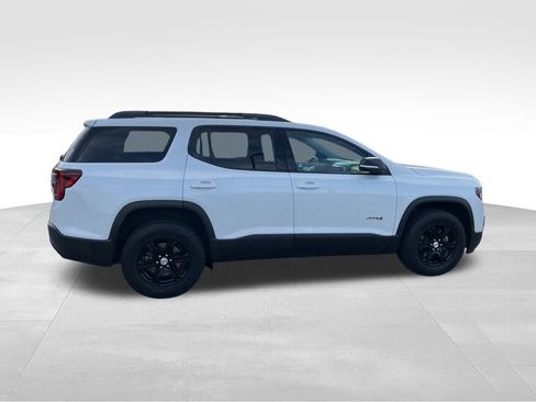 Certified 2022 GMC Acadia AT4 image 6