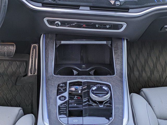 Used 2024 BMW X5 sDrive40i w/ Executive Package RWD image 20
