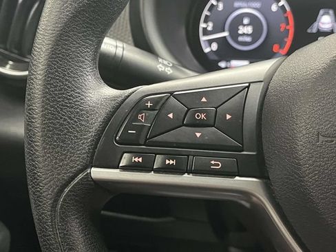 Used 2021 Nissan Kicks SV FWD image 25
