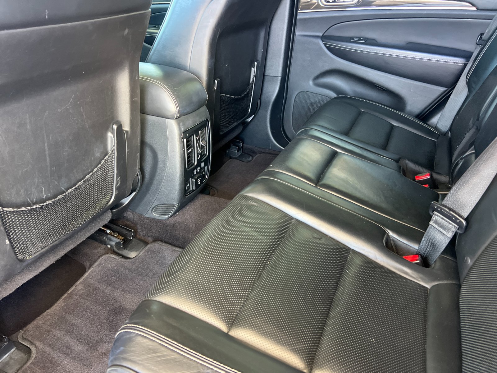 Used 2015 Jeep Grand Cherokee Overland RWD image 12