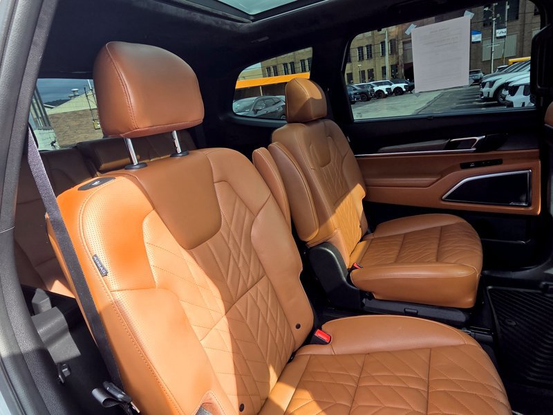 Used 2025 Kia Telluride SX Prestige X-Pro AWD/4WD image 21