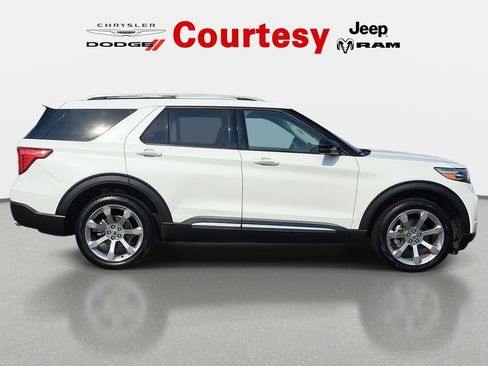 Used 2020 Ford Explorer Platinum w/ Premium Technology Package AWD/4WD image 3