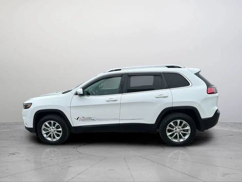Used 2019 Jeep Cherokee Latitude w/ Cold Weather Group AWD/4WD image 16