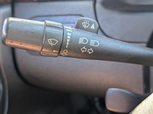 Used 2016 Chevrolet Impala LT FWD image 24