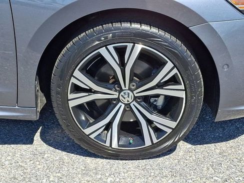 Used 2020 Volkswagen Passat 2.0T SEL FWD image 8