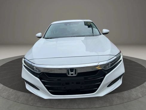 Used 2018 Honda Accord EX image 2