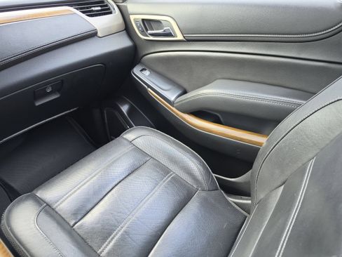 Used 2020 GMC Yukon XL Denali RWD image 19