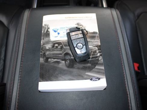 Used 2022 Ford F250 Platinum w/ Tremor Off-Road Package AWD/4WD image 32