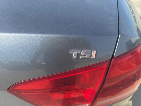 Used 2015 Volkswagen Passat 1.8T Limited Edition image 6