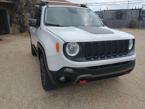 Used 2017 Jeep Renegade Trailhawk w/ Popular Equipment Group image 2