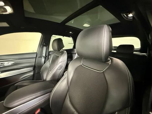Used 2025 Genesis GV70 2.5T w/ Sport Prestige Package AWD/4WD image 5