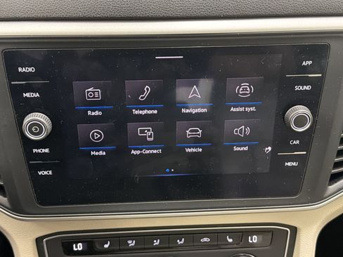 Used 2021 Volkswagen Atlas SE FWD image 22