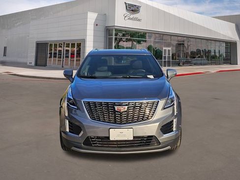 Certified 2022 Cadillac XT5 Premium Luxury w/ Technology Package image 2