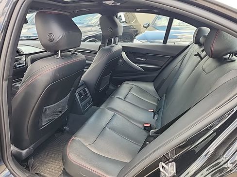 Used 2017 BMW 328d xDrive Sedan AWD/4WD image 3