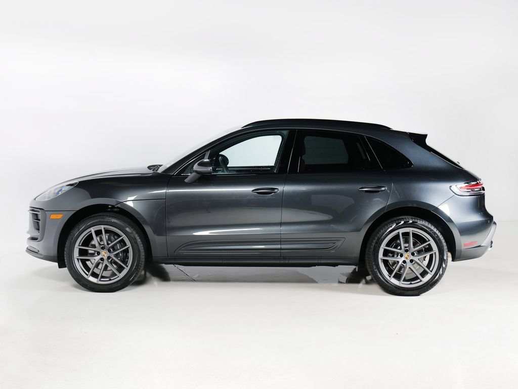 Certified 2026 Porsche Macan AWD/4WD image 2